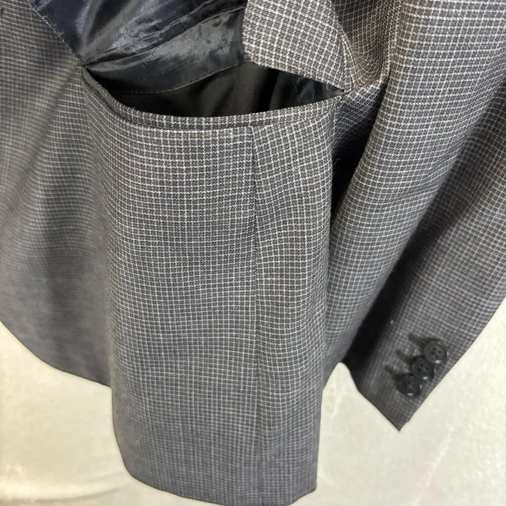 Armani Collezioni Wool Blazer Mens 44R Gray Blue‎ Check Sport Coat Made In Italy